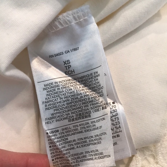 Banana Republic Lined Cream Lace Top NWOT - Picture 6 of 8